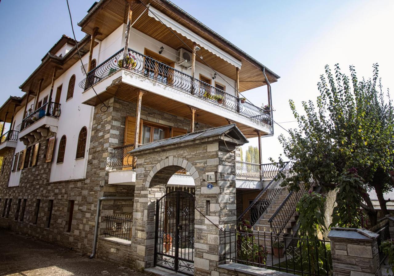 Georgia'S Guesthouse カストリア エクステリア 写真