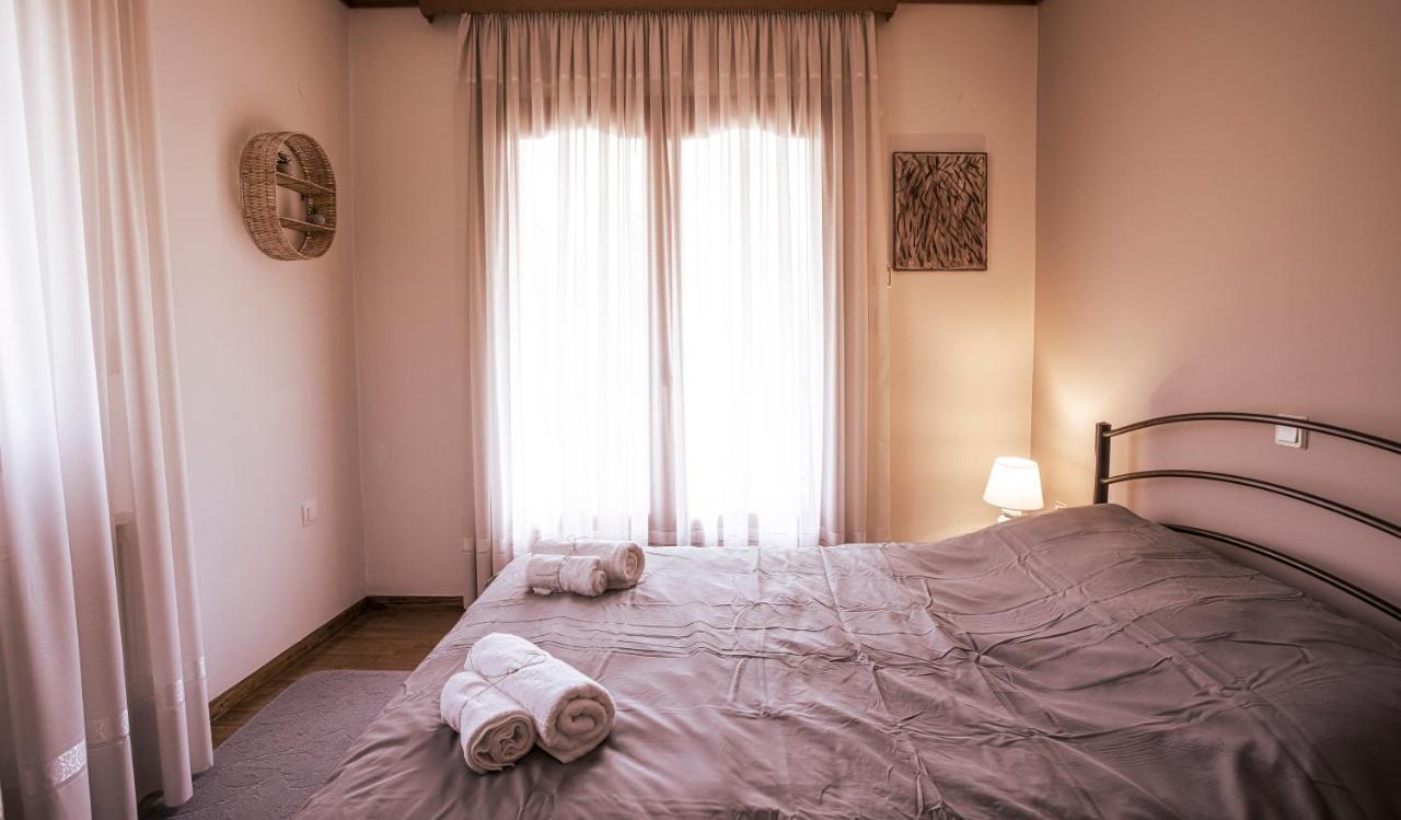 Georgia'S Guesthouse カストリア エクステリア 写真