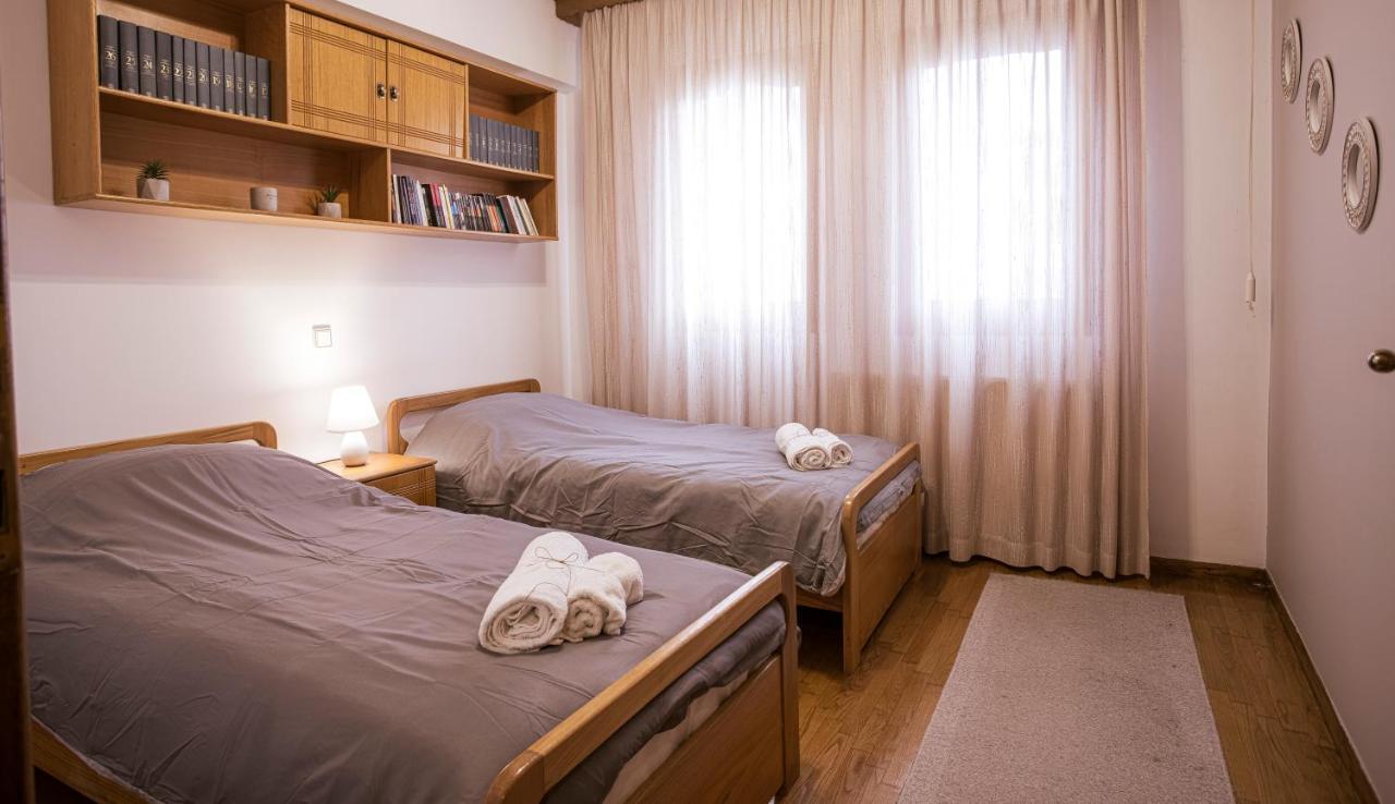 Georgia'S Guesthouse カストリア エクステリア 写真