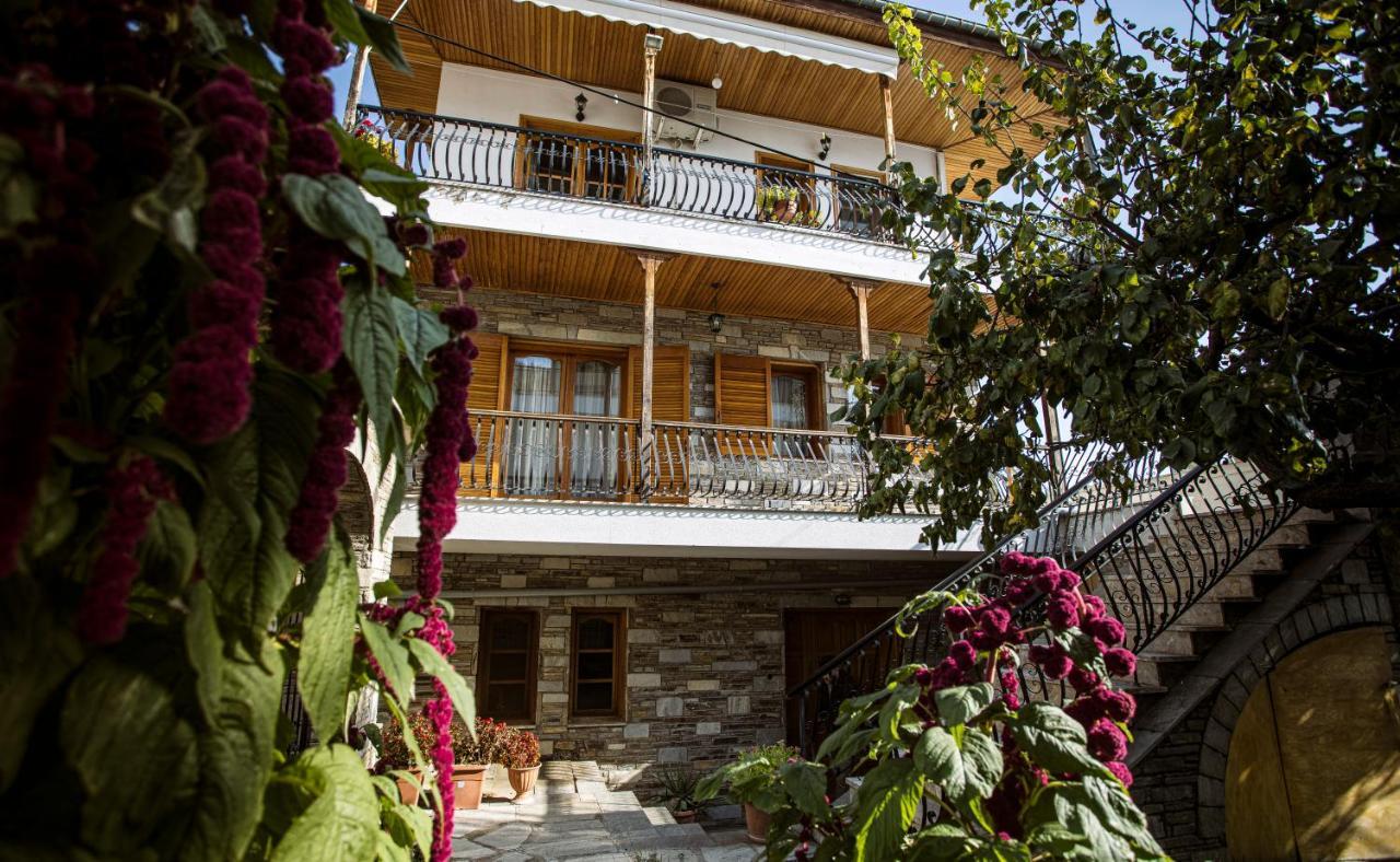 Georgia'S Guesthouse カストリア エクステリア 写真